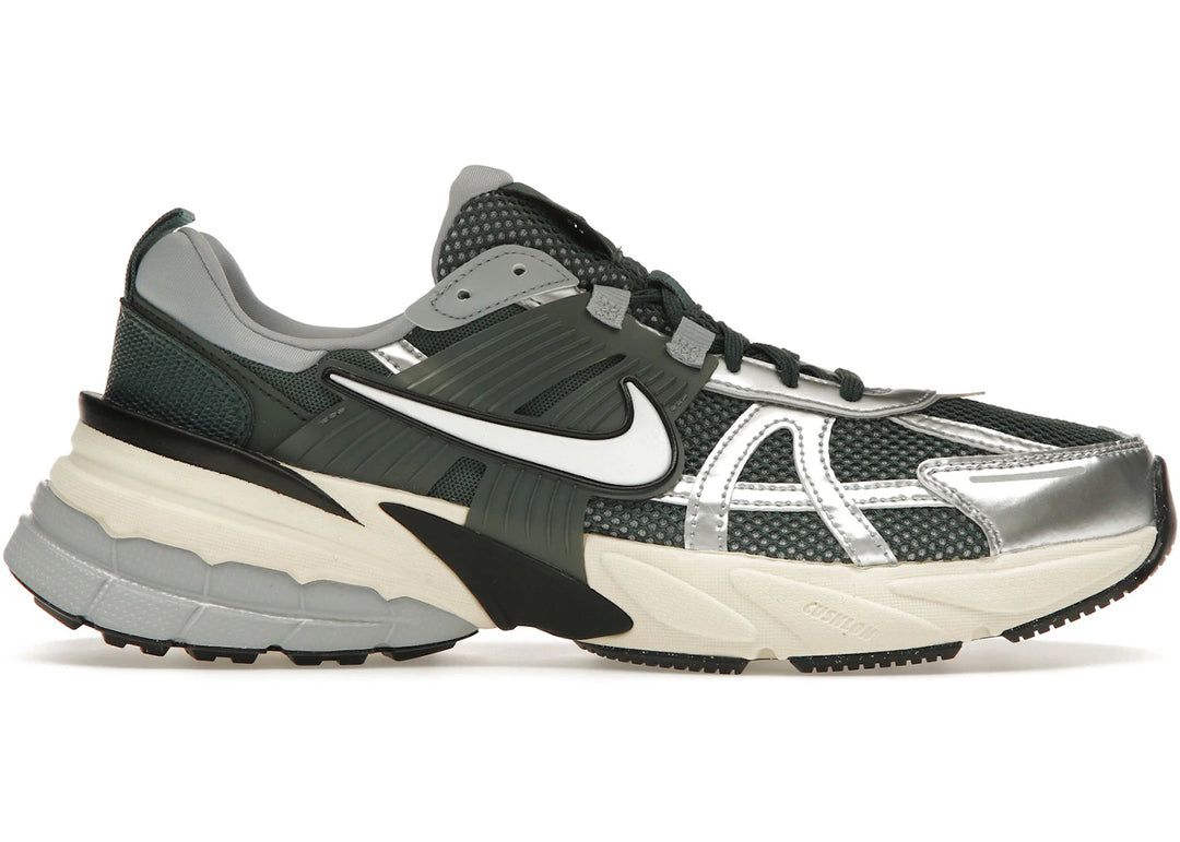 Nike V2K Run Vintage Green