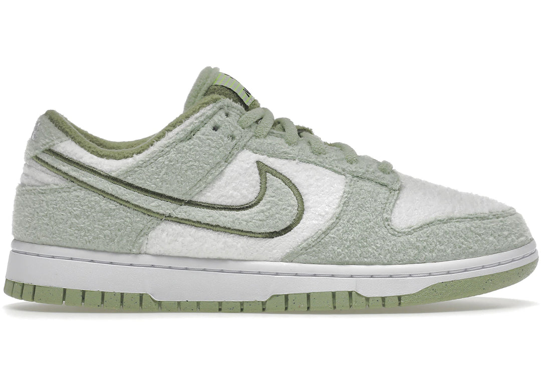 Nike Dunk Low SE Fleece Pack Honeydew (Women&