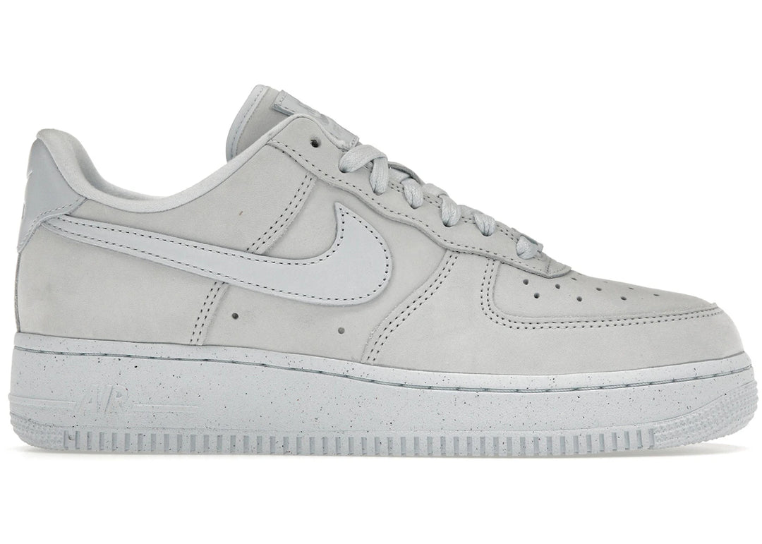 Nike Air Force 1 Low &