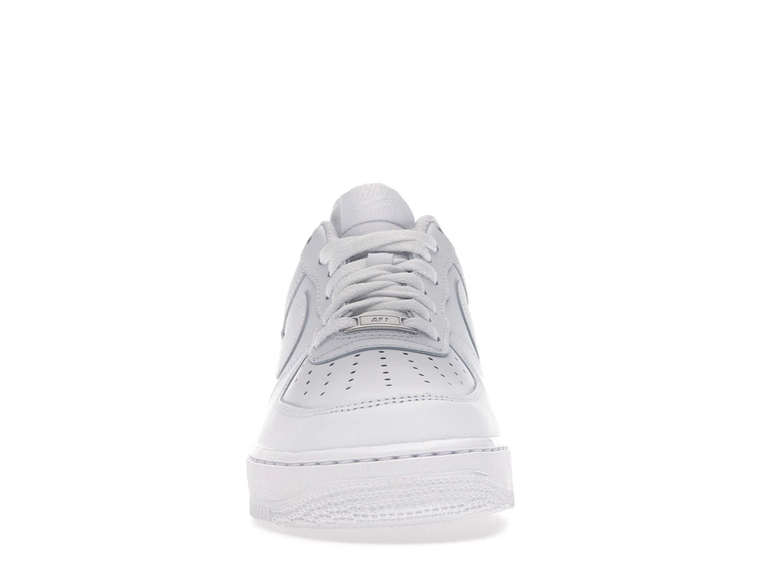 Nike Air Force 1 Low &