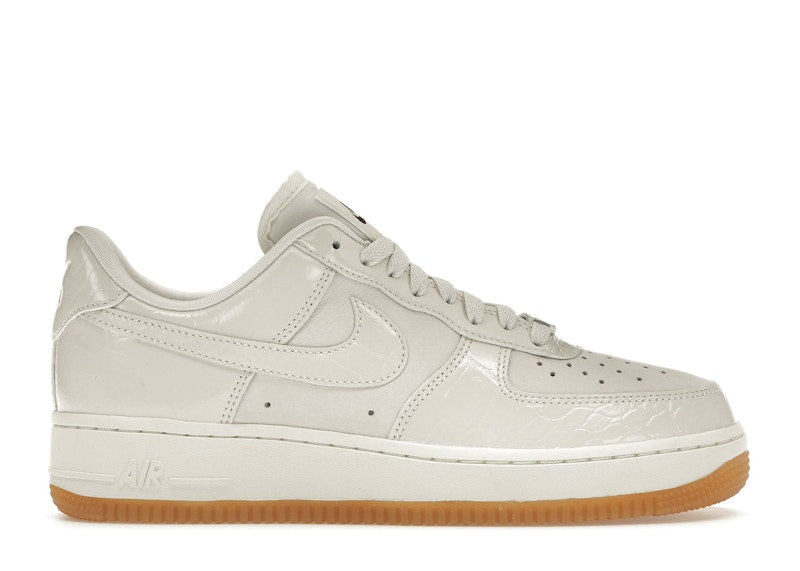 Nike Air Force 1 Low &