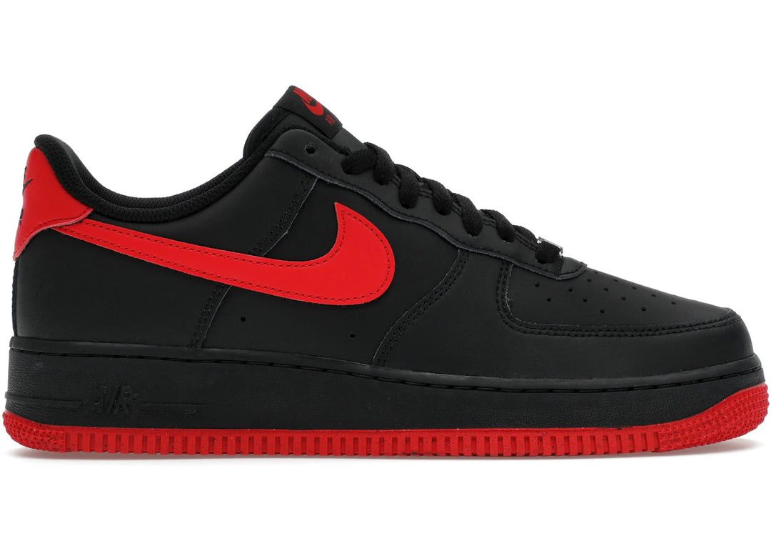 Nike Air Force 1 Low &