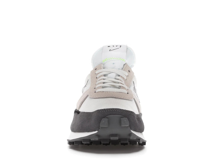 Nike Daybreak Type Summit White Light Orewood Brown