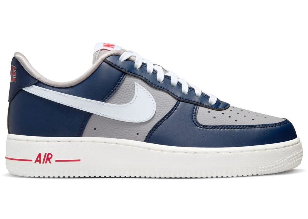 Nike Air Force 1 Low &