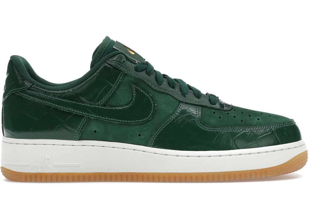 Nike Air Force 1 Low &