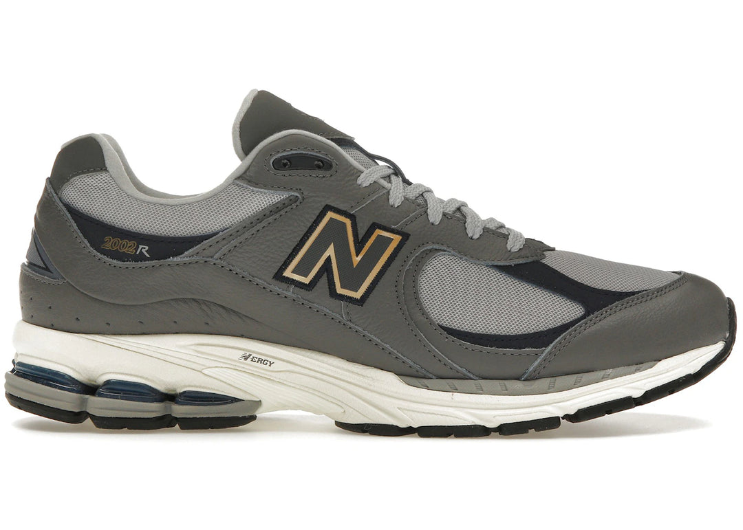 New Balance 2002R Castlerock