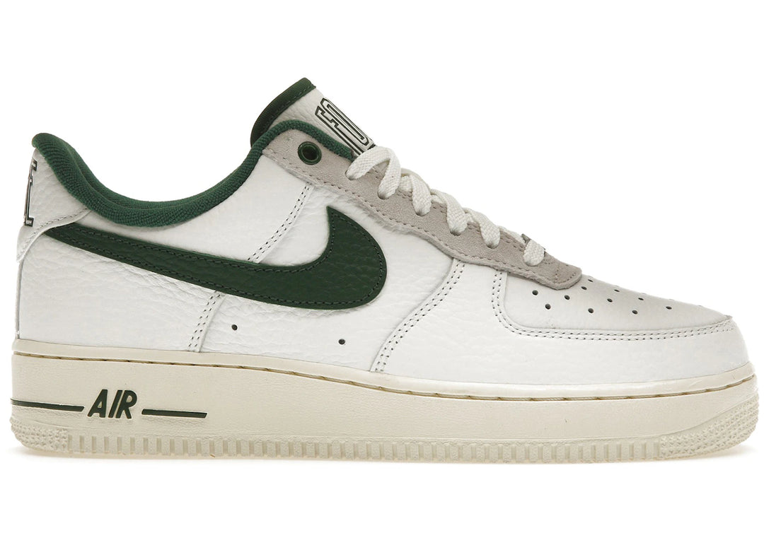 Nike Air Force 1 Low &