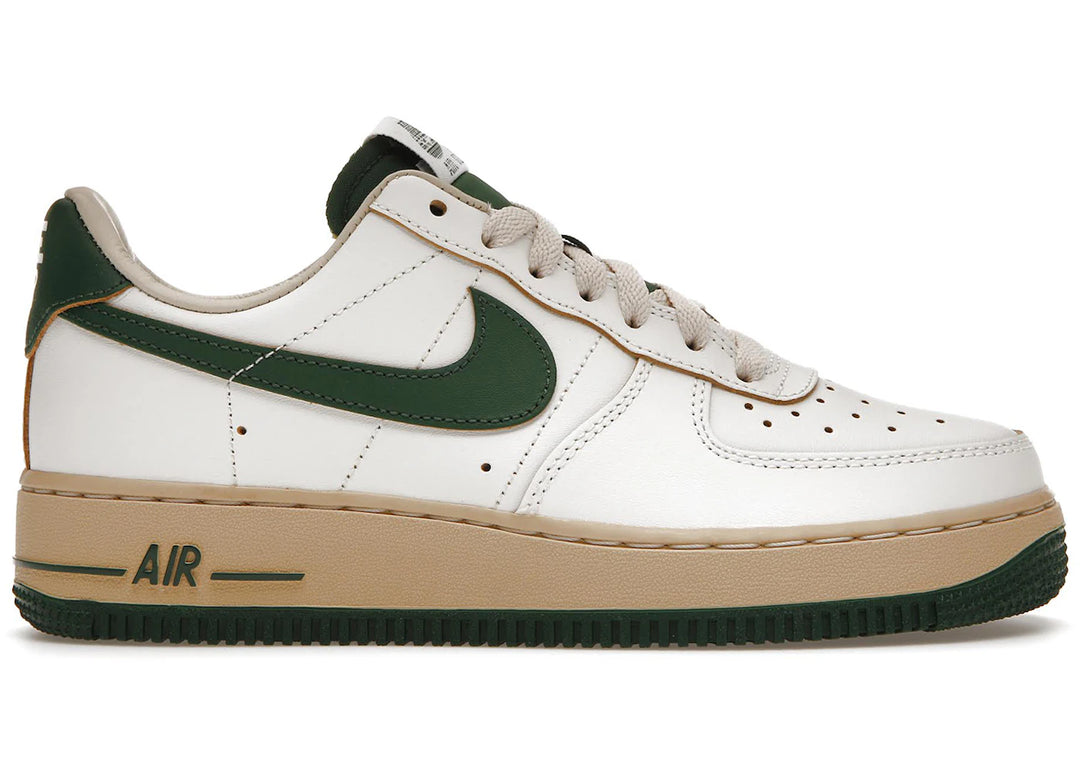 Nike Air Force 1 Low &